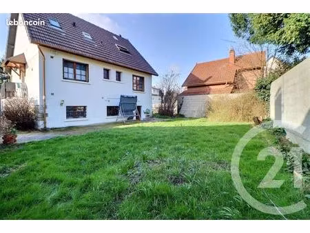 maison 5 pièces 102 m²