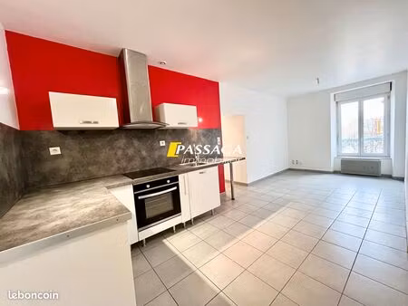 appartement 3 pièces 55 m²