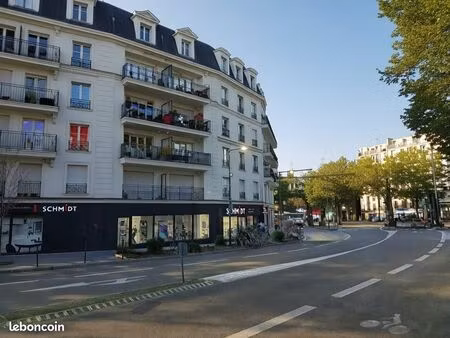 boutique 33 m² colombes