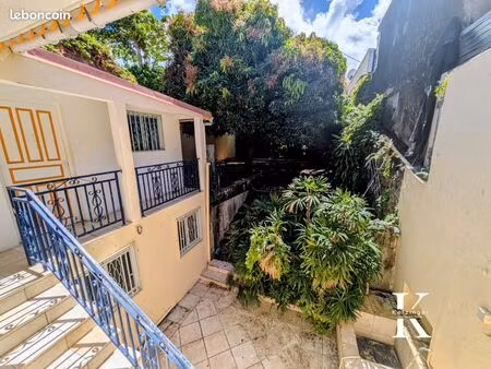 immeuble 140 m² basse-terre