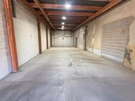 dépôt bureau stockage