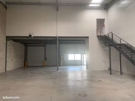 local d'activités  entrepôts