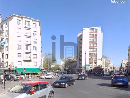 boutique 150 m² aubervilliers