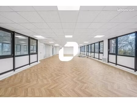 bureaux 190 m²