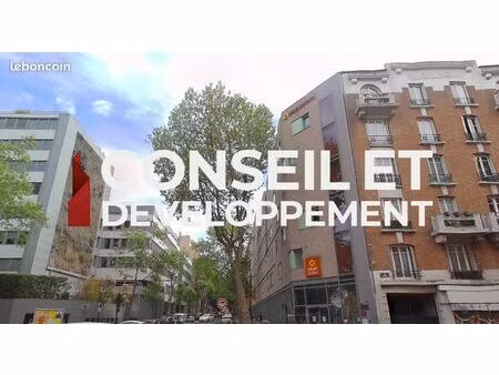 boutique 170 m² clichy