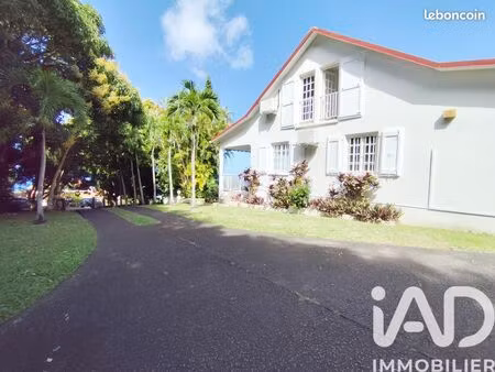 propriété 6 pièces 170 m²