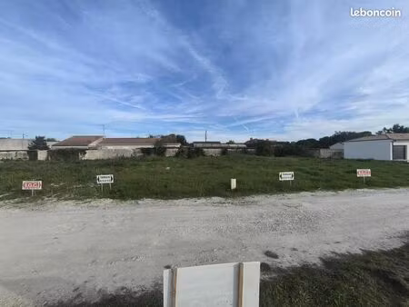 terrain 560 m² cognac