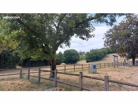 terrain 524 m² touvre