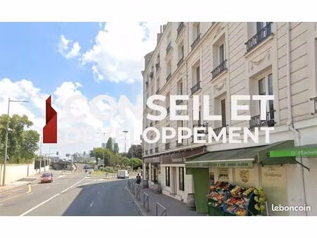 boutique 120 m² sevres