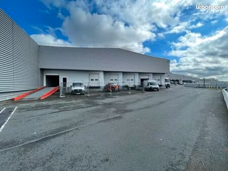 entrepot 3336 m² pantin