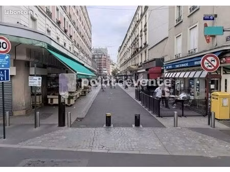 local commercial 268 m²