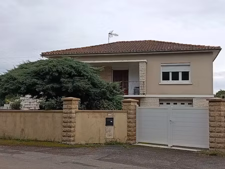 location maison 3 pièces 90 m² à saint-yrieix-sur-charente (16710)  860 €