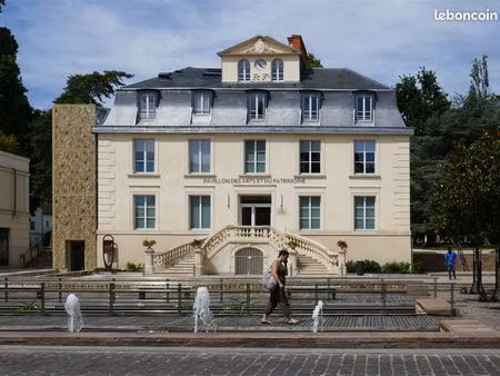 boutique 235 m² chatenay malabry