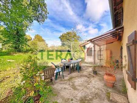 corps de ferme 228 m² utiles sur 3664 m²