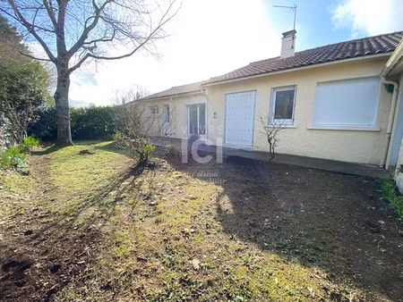 location maison 5 pièces 132.5 m² à pont-saint-martin (44860)  1 080 €