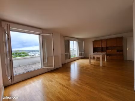 appartement  dernier étage  ascenseur  99m2  dpe c (17/03/25)