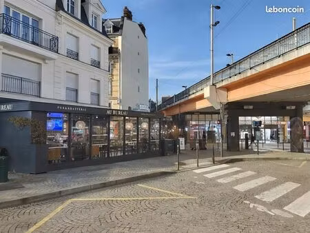 boutique 33 m² colombes