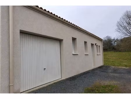 location maison 3 pièces 80 m² à bernos-beaulac (33430)  900 €