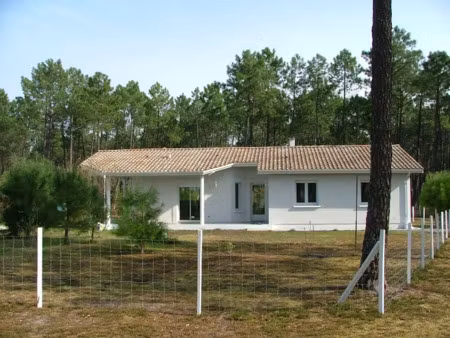 location maison 3 pièces 105 m² à lugos (33830)  1 295 €