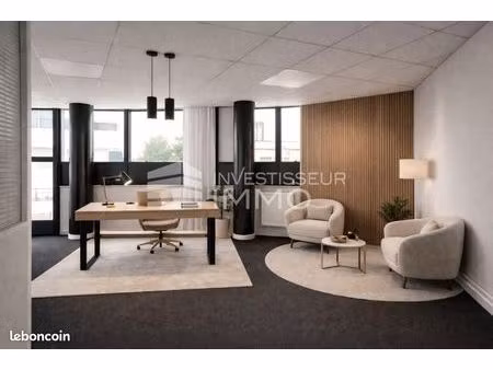 bureaux 44 m²