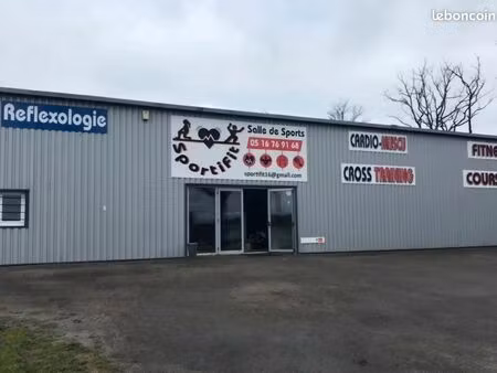 bâtiment commercial