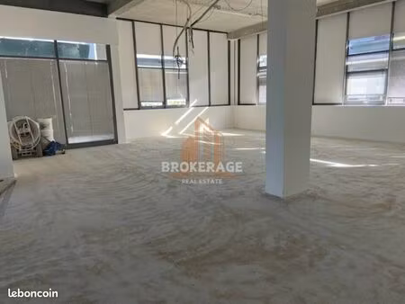 mixte activites-bureaux 362 m² sucy-en-brie