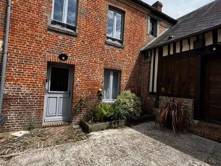 location maison de ville