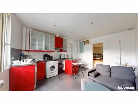 studio 1 pièce 26 m²