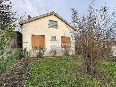 maison 5 pièces 93 m²