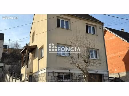 maison de 4 pièces principales de 85 m²