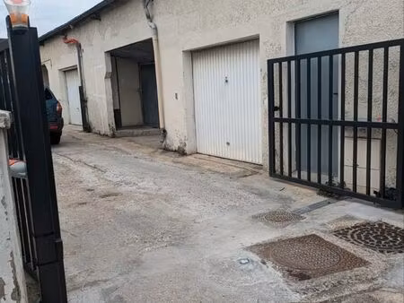 entrepôt à louer 95