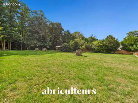 terrain 1 572 m² montmorency