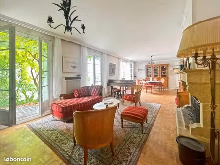 maison 7 pièces 160 m²