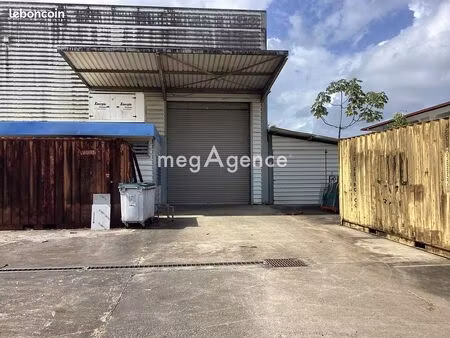 local 450 m² macouria