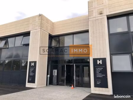 local d'activité 122 m²