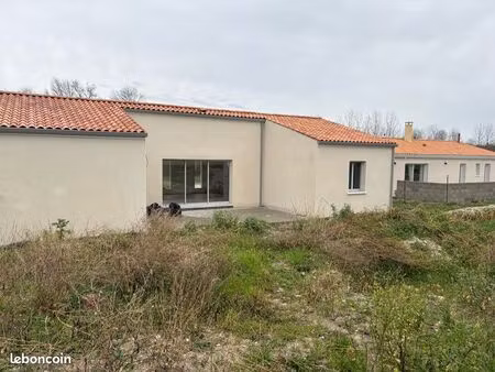 maison neuve en construction