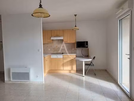 vente appartement 3 pièces aux sables-d'olonne (85100) : à vendre 3 pièces / 67m² les sabl