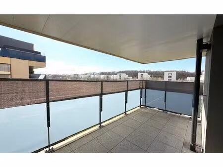 location appartement  m² t-3 à cornebarrieu  785 €