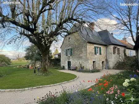 maison de bourg en pierre