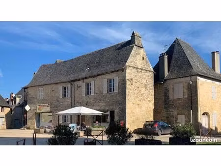 epicerie-bar dans plus beau village de france