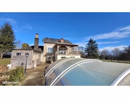 propriété 4 pièces 100 m²