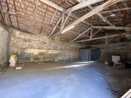 location locaux professionnels 104 m² à cap-d'ail (06320)  3 535 €