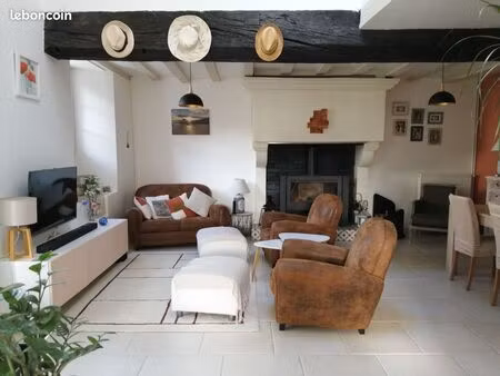 longère rénovée près de jonzac avec potentiel locations saisonnières