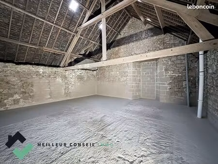 maison 3 pièces 180 m²