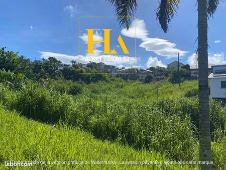 terrain 477 m² petite ile