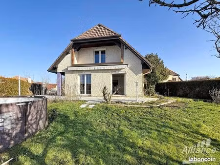 maison 6 pièces 126 m²