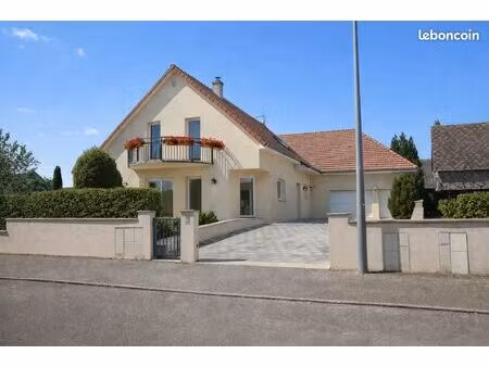 maison 7 pièces 197 m2