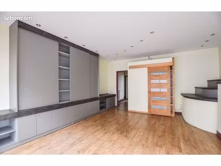 bureaux 38 m² besancon