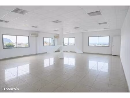 bureaux 380 m² saint-denis