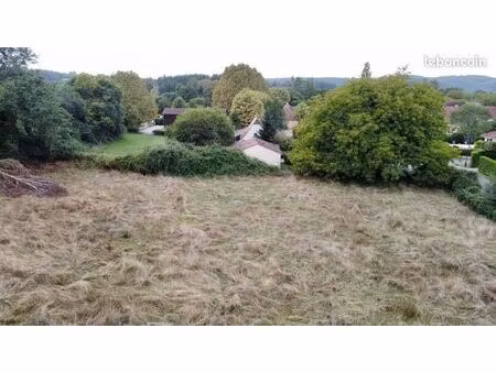 terrain 1 273 m² tremolat